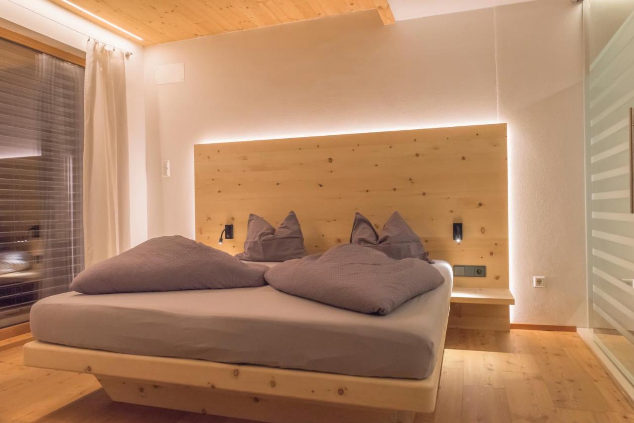 Residence-Garni Haus Tschenett Prato allo Stelvio Ngoại thất bức ảnh